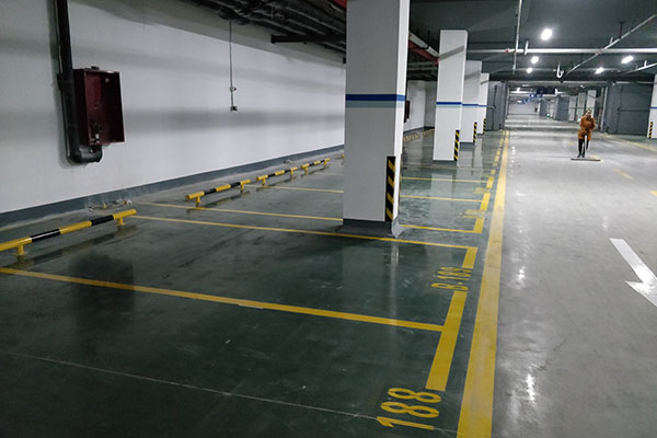 金剛砂耐磨地坪