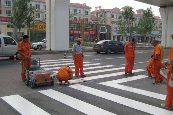 交通設(shè)施工程